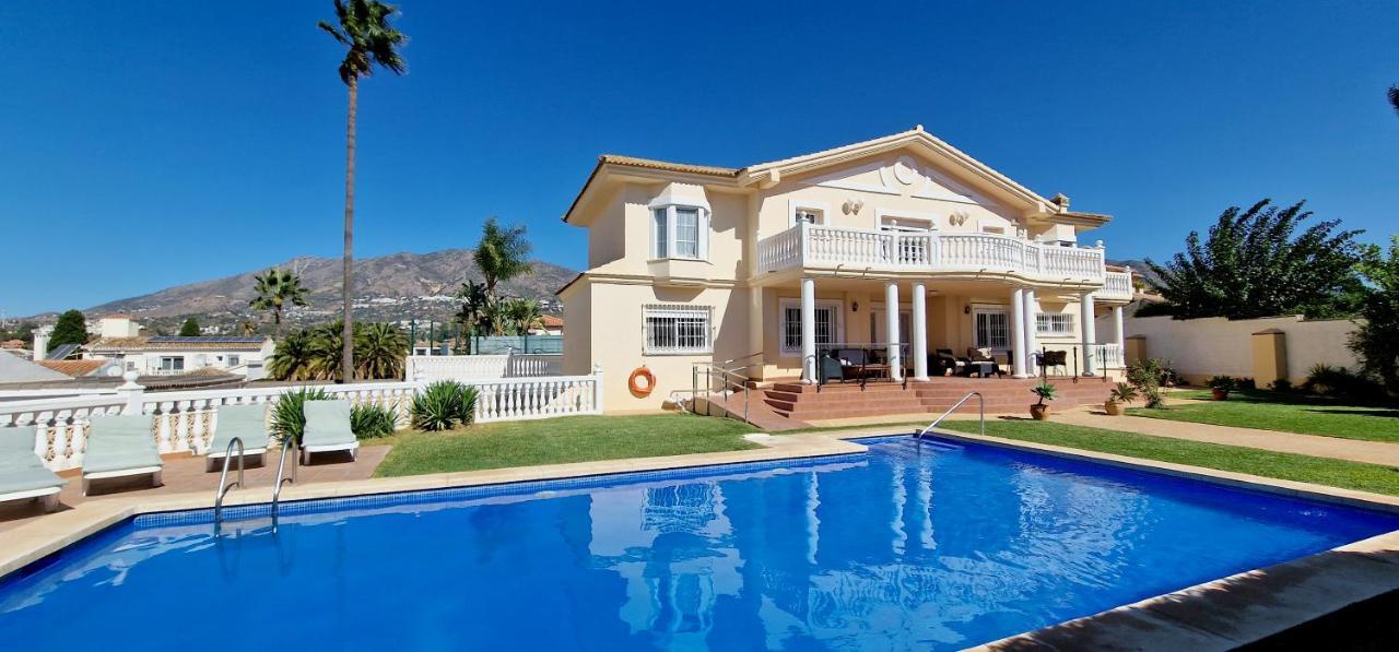 فوينخيرولا Golden Villa Costa Del Sol - Big Private Pool - Bbq - Good Location المظهر الخارجي الصورة